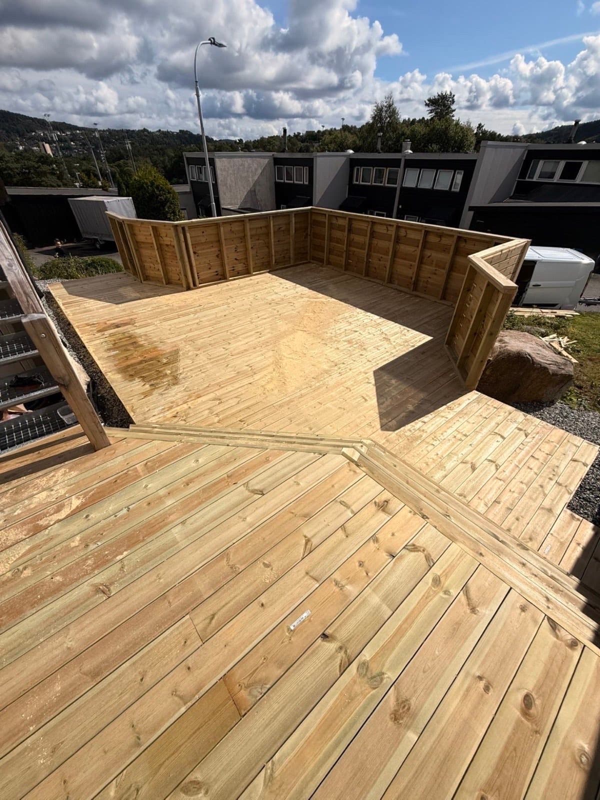 Uteplass med levegg i Bergen